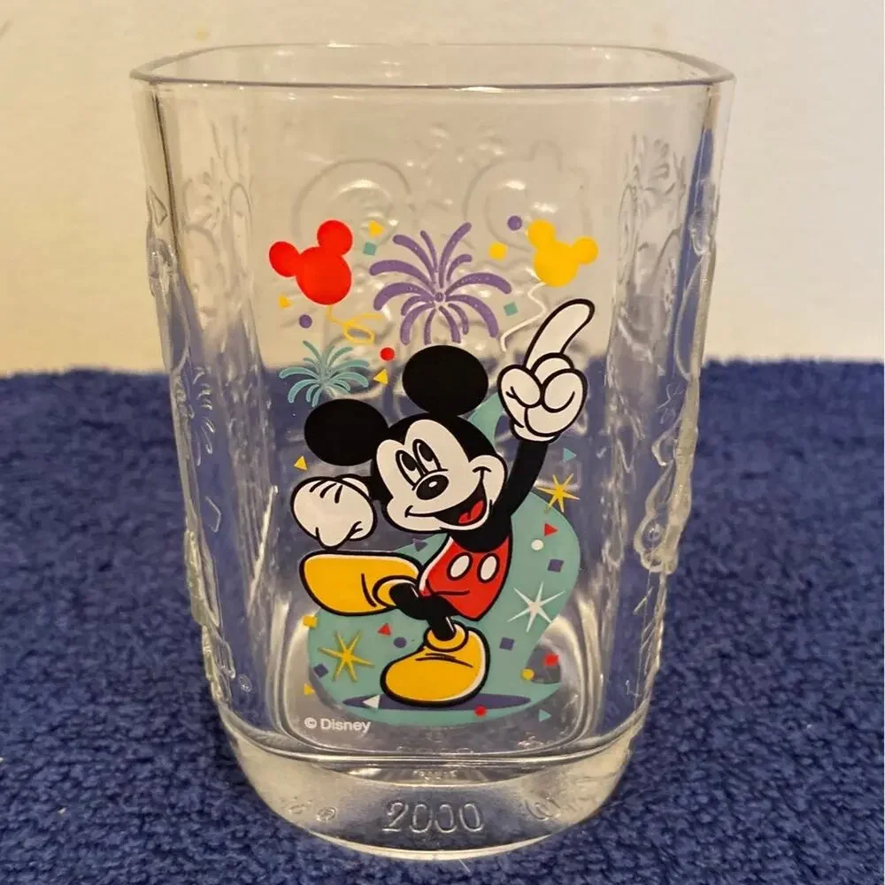 Vintage Disney World McDonald's Millennium Year 2000 Collector Glasses
